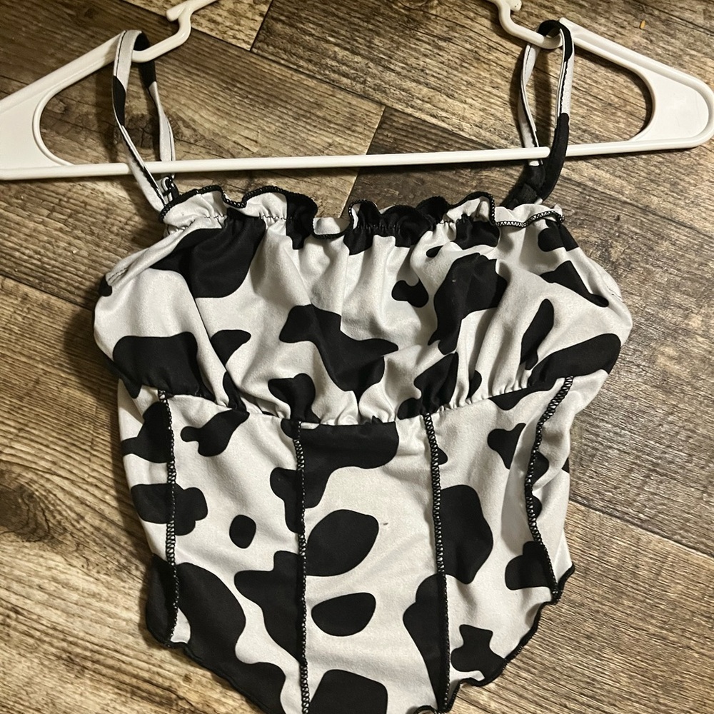SHEIN Black and White Cow Print Crop Top